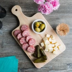 Choice 13 1/2" X 7 1/2" X 3/4" Medium Wooden Bread / Charcuterie Cutting Board With Ramekin Insert And Handle -Acopa Shop 1269937