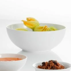 Villeroy & Boch 16-3272-3180 Stella Hotel 57 Oz. White Bone Porcelain Salad Bowl - 6/Pack