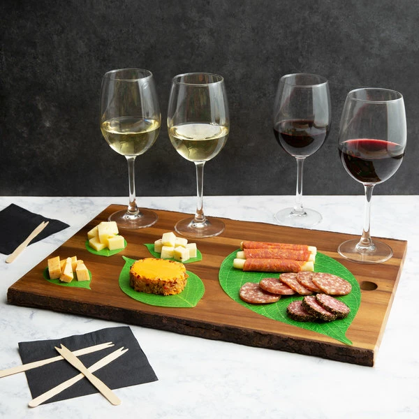 Tablecraft ACAR1812 Acacia Wood Rectangular Serving Board - 18" X 12" X 3/4" 7 Tablecraft ACAR1812 Acacia Wood Rectangular Serving Board - 18" X 12" X 3/4" - Image 5
