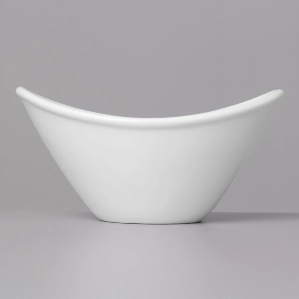 Acopa 7 Oz. Bright White Oval Porcelain Coupe Bowl - 36/Case 5 Acopa 7 Oz. Bright White Oval Porcelain Coupe Bowl - 36/Case - Image 3