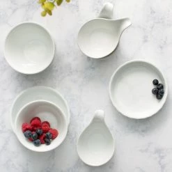 Acopa 8 Oz. Round Bright White Fluted Porcelain Souffle / Creme Brulee Dish - 12/Pack -Acopa Shop 1782714